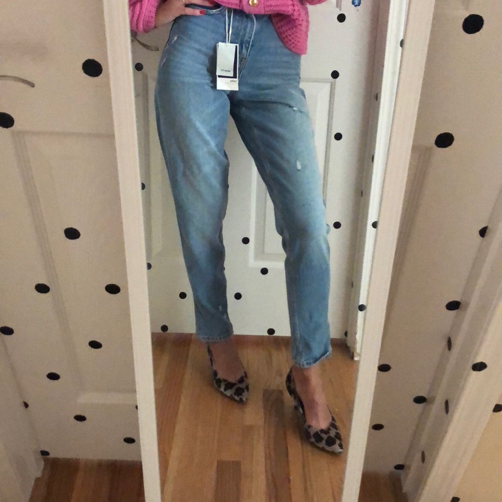 Zara mom got jeans 👖
